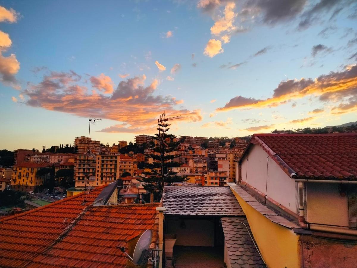 Apartment Attico Romantico Con Terrazza - Palm Street, 104 - Free Wifi Sanremo