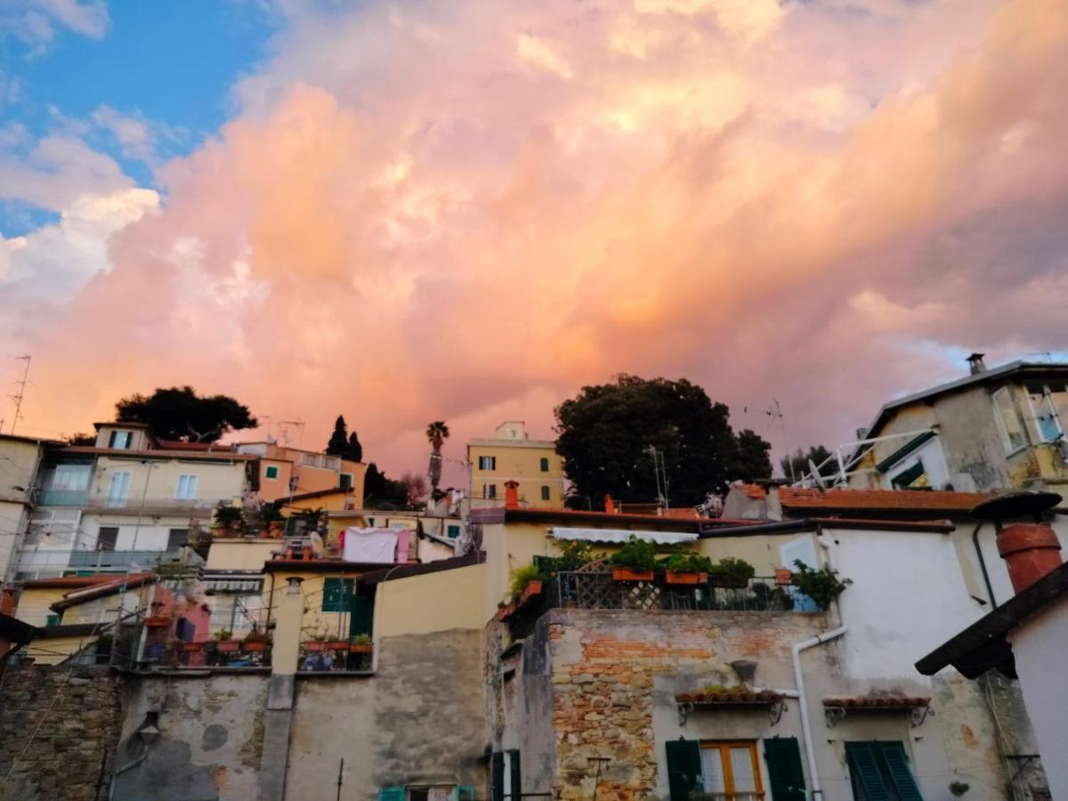 Attico Romantico Con Terrazza - Palm Street, 104 - Free Wifi Sanremo